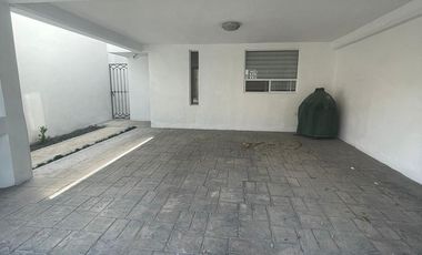 CASA EN VENTA EN CERRADAS DE ANÁHUAC, ESCOBEDO, NL