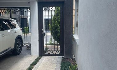 CASA EN VENTA EN CERRADAS DE ANÁHUAC, ESCOBEDO, NL