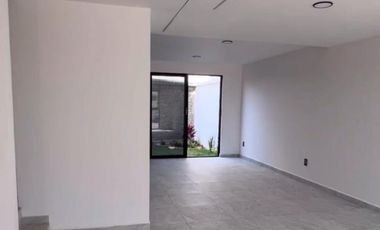 Venta de Casa en condominio en San Mateo Atenco a 40 min de Santa Fe