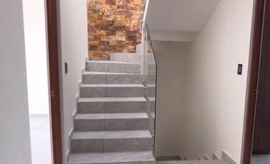 Venta de Casa en condominio en San Mateo Atenco a 40 min de Santa Fe