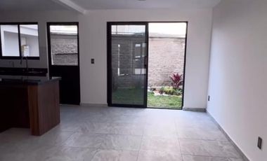 Venta de Casa en condominio en San Mateo Atenco a 40 min de Santa Fe