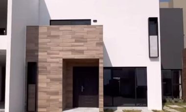 Venta de Casa en condominio en San Mateo Atenco a 40 min de Santa Fe
