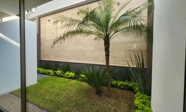 Casa en Venta Altozano Fraccionamiento privado