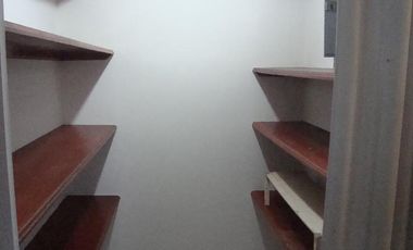 Casa con local en venta ubicada en Francisco Tellez, Col. Pto México, en Coatzacoalcos, Veracruz.