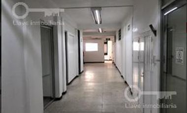 Casa con local en venta ubicada en Francisco Tellez, Col. Pto México, en Coatzacoalcos, Veracruz.