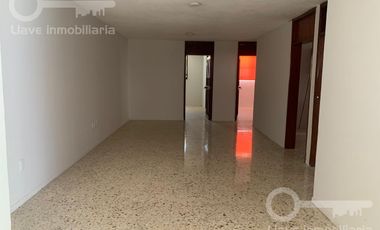 Casa en venta ubicada en calle Ignacio Ramírez, Col. Vistalmar, en Coatzacoalcos, Veracruz.