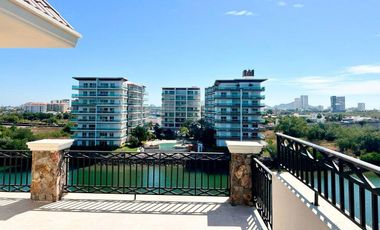 Departamento en  Venta Serena Marina Campo de Golf Mazatlán