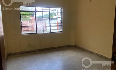 Venta de Casa con 2 habitaciones en cerrada de Independencia, Col. Adolfo Ruiz Cortines, Minatitlán, Ver.