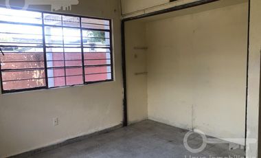 Venta de Casa con 2 habitaciones en cerrada de Independencia, Col. Adolfo Ruiz Cortines, Minatitlán, Ver.