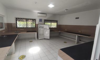 REFORMA, Local en VENTA en EXCELENTE UBICACIÓN en esquina