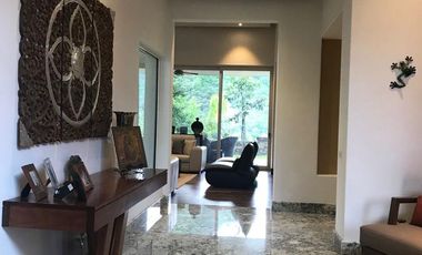 Casa - EN VENTA Rincón de las Montañas (Sierra Alta 8 Sector)