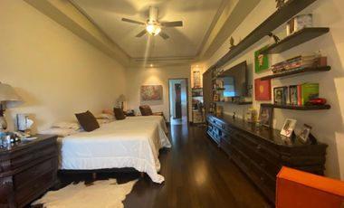 Casa - EN VENTA Rincón de las Montañas (Sierra Alta 8 Sector)