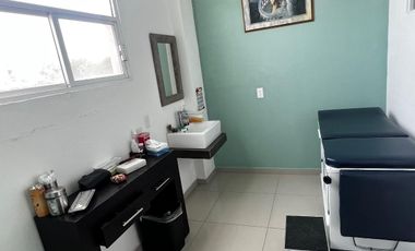 VENTA CLÍNICA HOSPITAL AMBULATORIO QUERETATO JURICA MONROY E HIJAR  AA