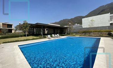 CASA EN VENTA CASTAÑOS DEL VERGEL ZONA CARRETERA NACIONAL SANTIAGO
