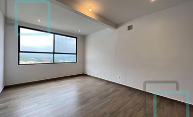CASA EN VENTA CASTAÑOS DEL VERGEL ZONA CARRETERA NACIONAL SANTIAGO