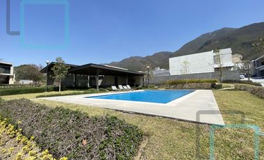 CASA EN VENTA CASTAÑOS DEL VERGEL ZONA CARRETERA NACIONAL SANTIAGO