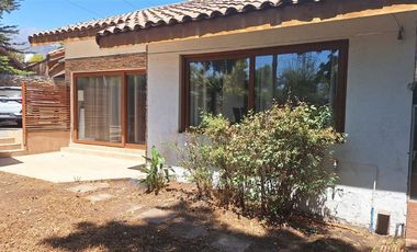 Casa en Arriendo en Valenzuela Puelma /Padre Hurtado Sur
