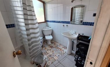 Casa en Arriendo en Valenzuela Puelma /Padre Hurtado Sur