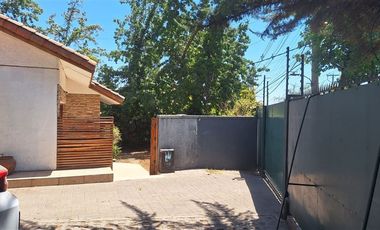 Casa en Arriendo en Valenzuela Puelma /Padre Hurtado Sur
