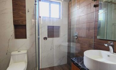 Casa en VENTA en PUNTA TIBURON