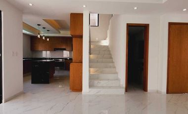 Casa en VENTA en PUNTA TIBURON