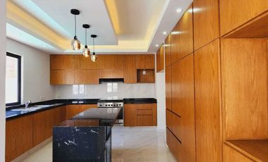 Casa en VENTA en PUNTA TIBURON