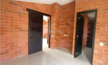 Venta casa en condominio en verde Alfaguara Jamundí valle.(Mbm)