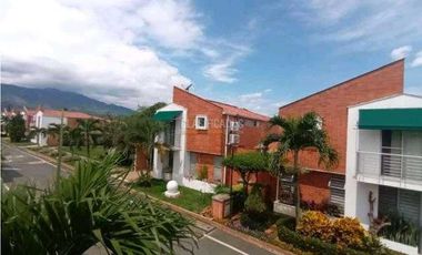 Venta casa en condominio en verde Alfaguara Jamundí valle.(Mbm)