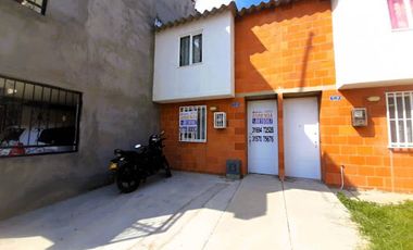 ARRIENDO de CASA RESIDENCIAL en MUNICIPIO  DE CANDELARIA