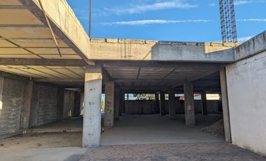 TERRENO COMERCIAL CON CONSTRUCCIÓN SOBRE PROLONGACIÓN 16 DE SEPTIEMBRE