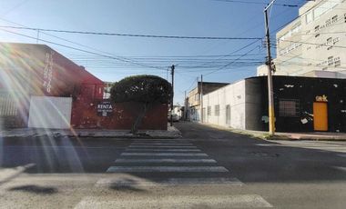 Renta Terreno en Esquina de 192 M2 bardeado, Zona del Carmen