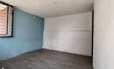 Renta Terreno en Esquina de 192 M2 bardeado, Zona del Carmen