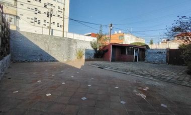 Renta Terreno en Esquina de 192 M2 bardeado, Zona del Carmen