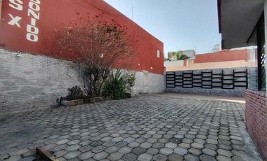 Renta Terreno en Esquina de 192 M2 bardeado, Zona del Carmen