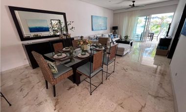 Beach front condo en renta akumal México