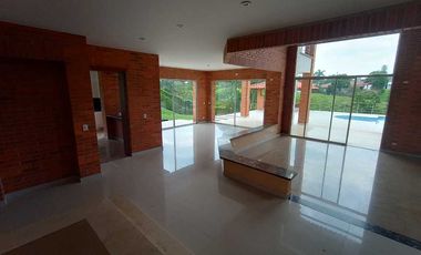CASA EN VENTA EN CERRITOS/PEREIRA