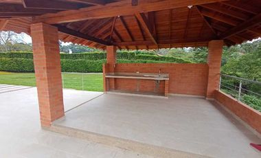 CASA EN VENTA EN CERRITOS/PEREIRA