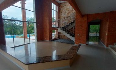 CASA EN VENTA EN CERRITOS/PEREIRA