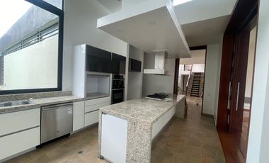 Venta de Exclusiva Casa en Casa de Campo, La Calera