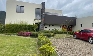 Venta de Exclusiva Casa en Casa de Campo, La Calera