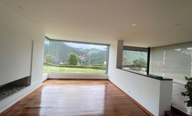 Venta de Exclusiva Casa en Casa de Campo, La Calera
