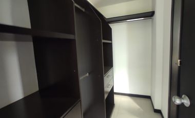 EN VENTA APARTAMENTO EN LAGOS DE VERDE ALFAGUARA SEXTO PISO