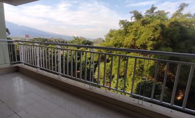 EN VENTA APARTAMENTO EN LAGOS DE VERDE ALFAGUARA SEXTO PISO