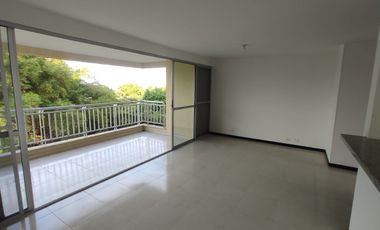 EN VENTA APARTAMENTO EN LAGOS DE VERDE ALFAGUARA SEXTO PISO