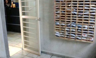 Casa en avenida principal con uso de suelo mixto