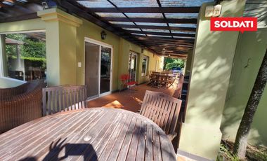 Casa en venta  Barrio El portillo, bajada patricias argentinas