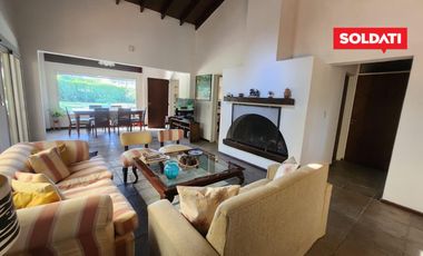 Casa en venta  Barrio El portillo, bajada patricias argentinas