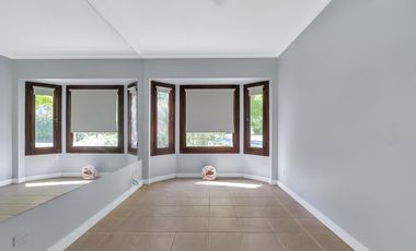 Casa en excelente ubicación a solo un puente del peaje