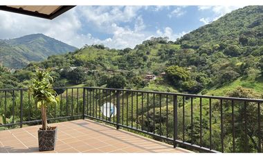 CASA DE CAMPO EN VENTA EN TITIRIBI