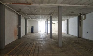 LOCAL/BODEGA EN ARRIENDO UBICADA EN EL RETIRO